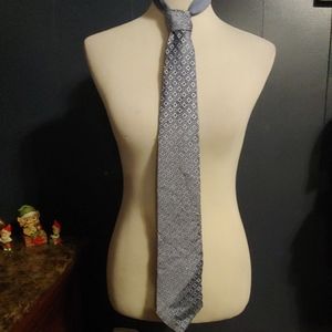 Tommy Hilfiger 100% Silk blue diamonds necktie